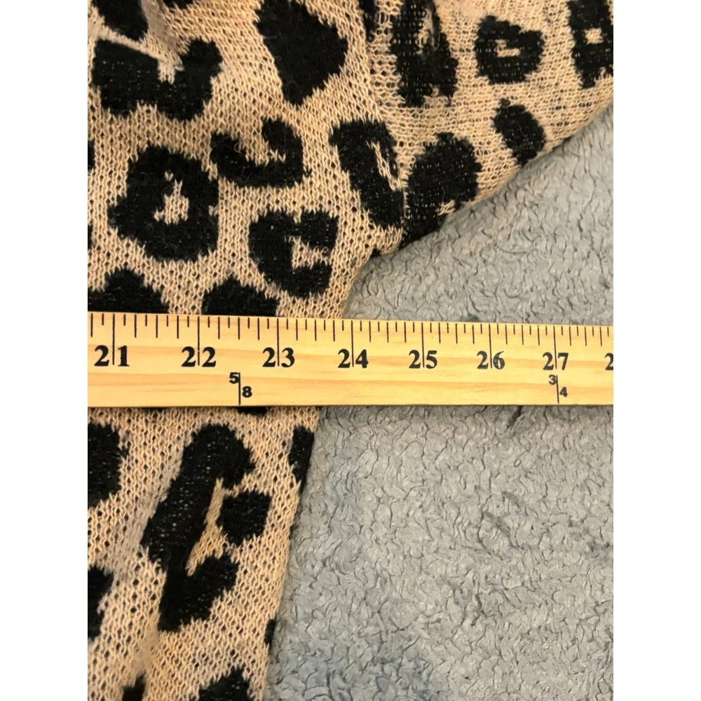 Vigoss Leopard Print Distressed V-Neck Sweater Tan Black XL Frayed Hem